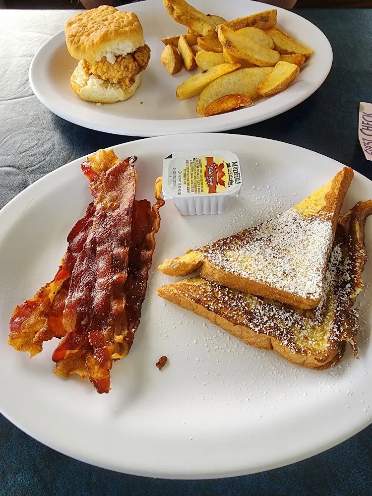 French Toast & Bacon